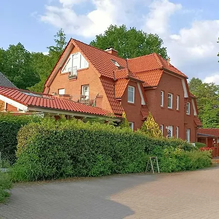 Appartement Moderne Mit Kamin U Garten Im Eg 100qm Naehe Weser Und Golfplatz