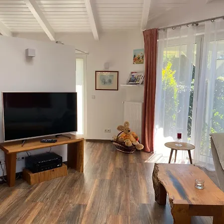 Moderne Mit Kamin U Garten Im Eg, Baden, Naehe Weser U Golfplatz *